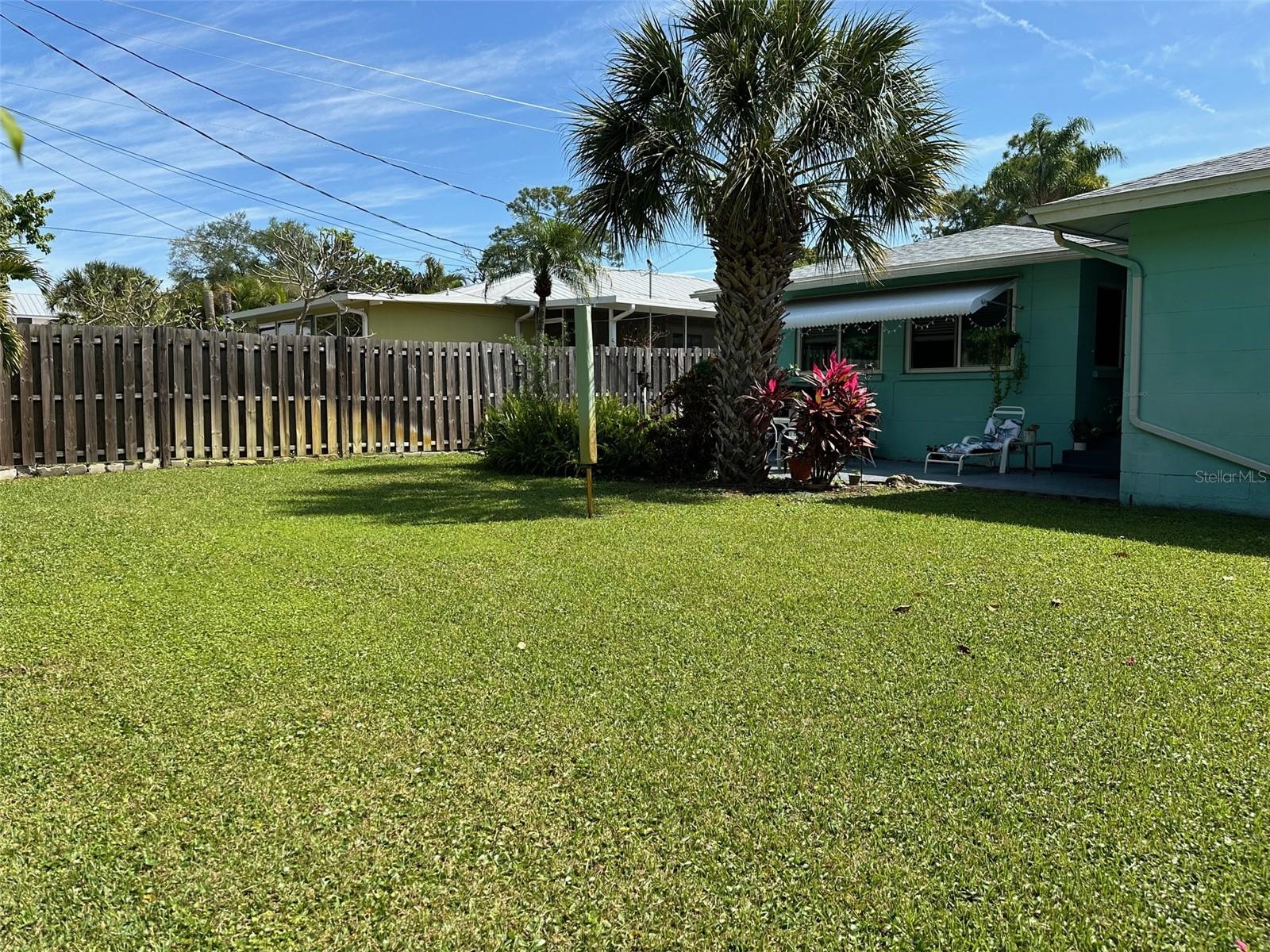 3605 IROQUOIS AVE — photo 37