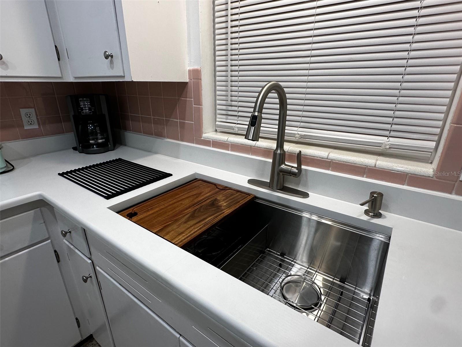 3605 IROQUOIS AVE — photo 14
