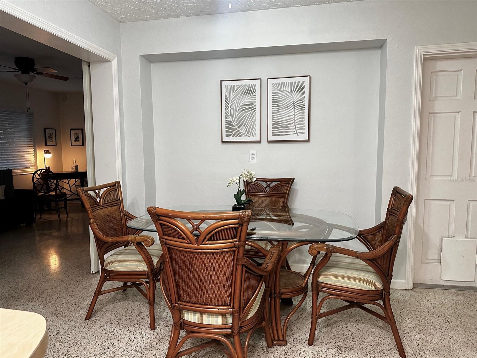 3605 IROQUOIS AVE — photo 11