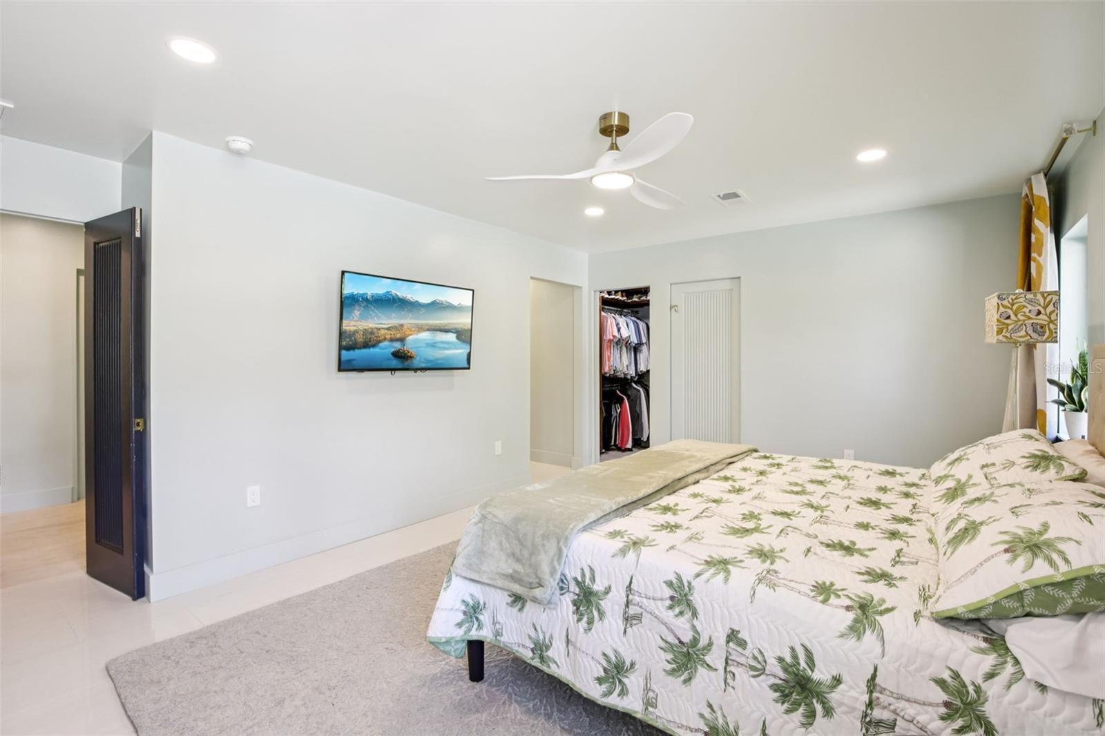613 BUTTONWOOD DR — photo 28