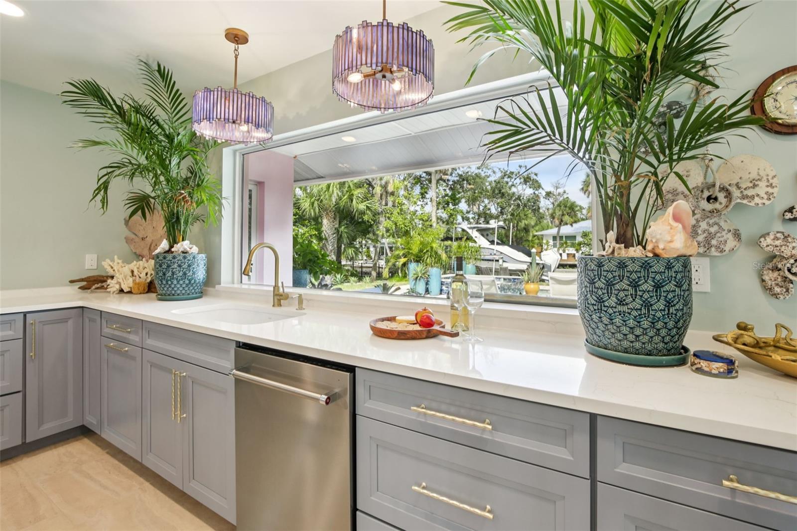 613 BUTTONWOOD DR — photo 22