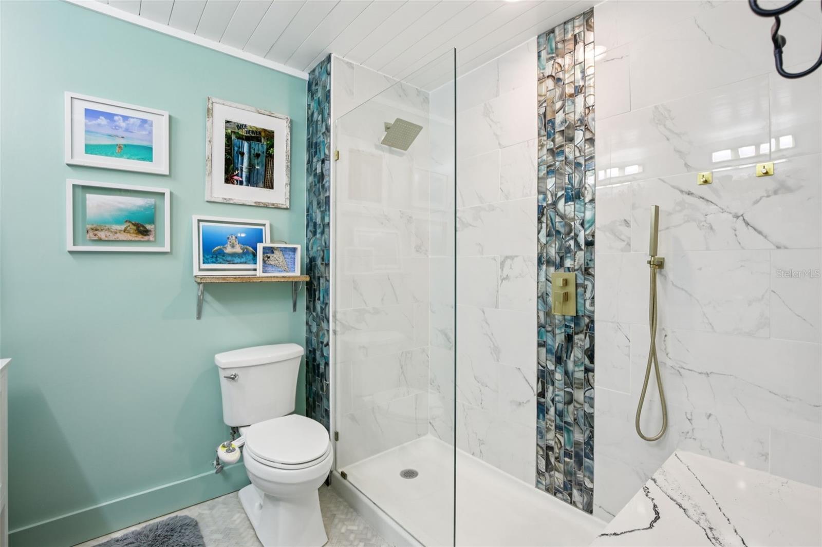613 BUTTONWOOD DR — photo 34