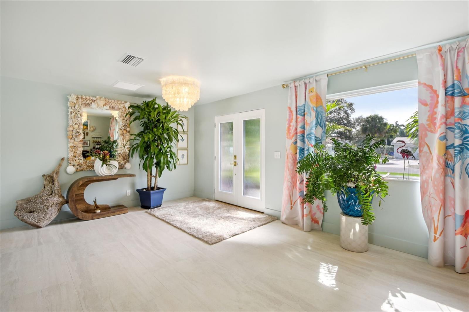 613 BUTTONWOOD DR — photo 16