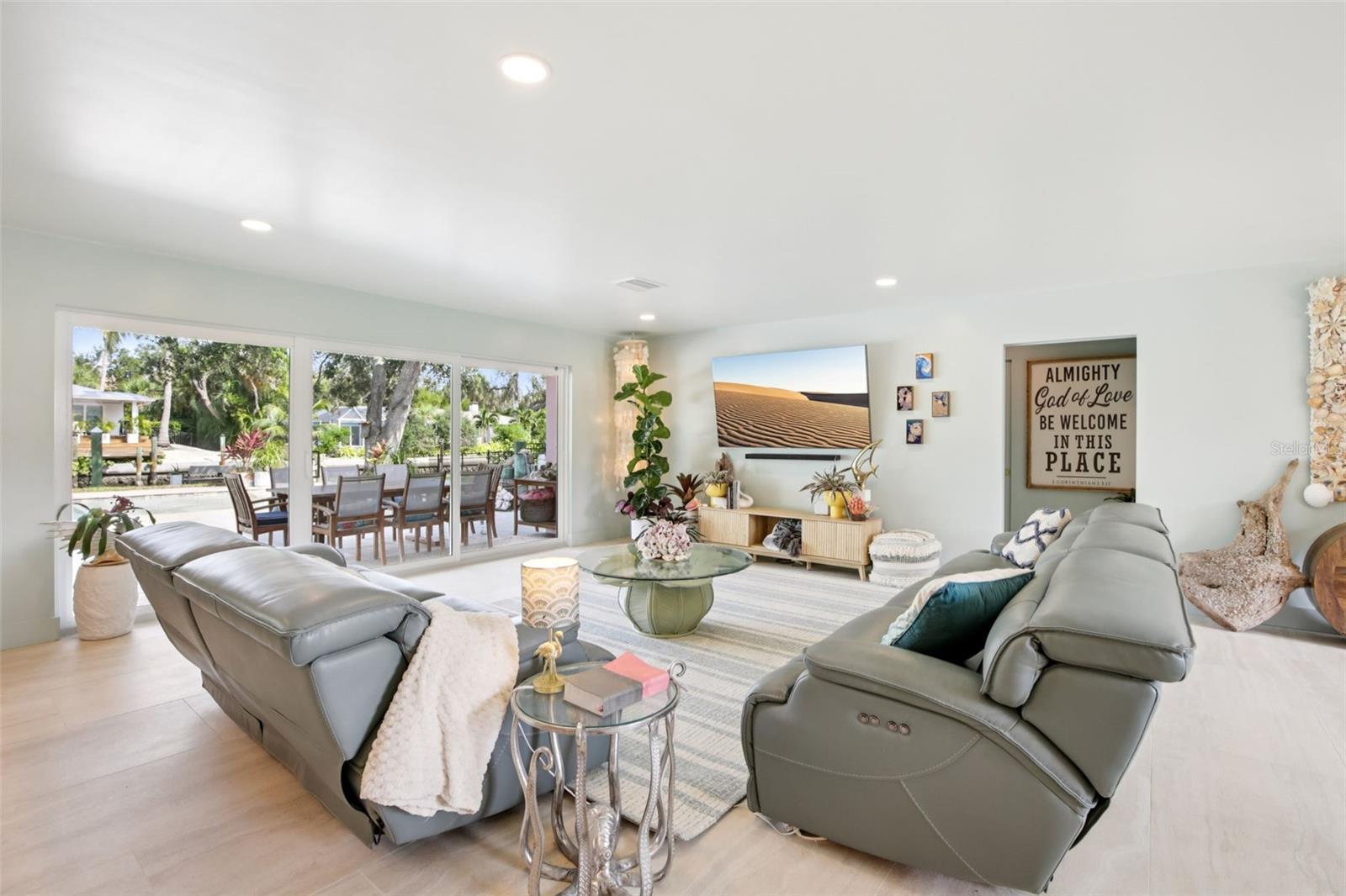 613 BUTTONWOOD DR — photo 20