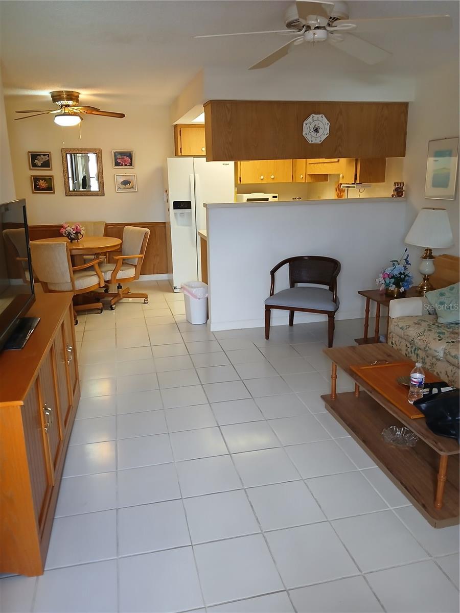 6050 CHESHAM DR #3 — photo 4
