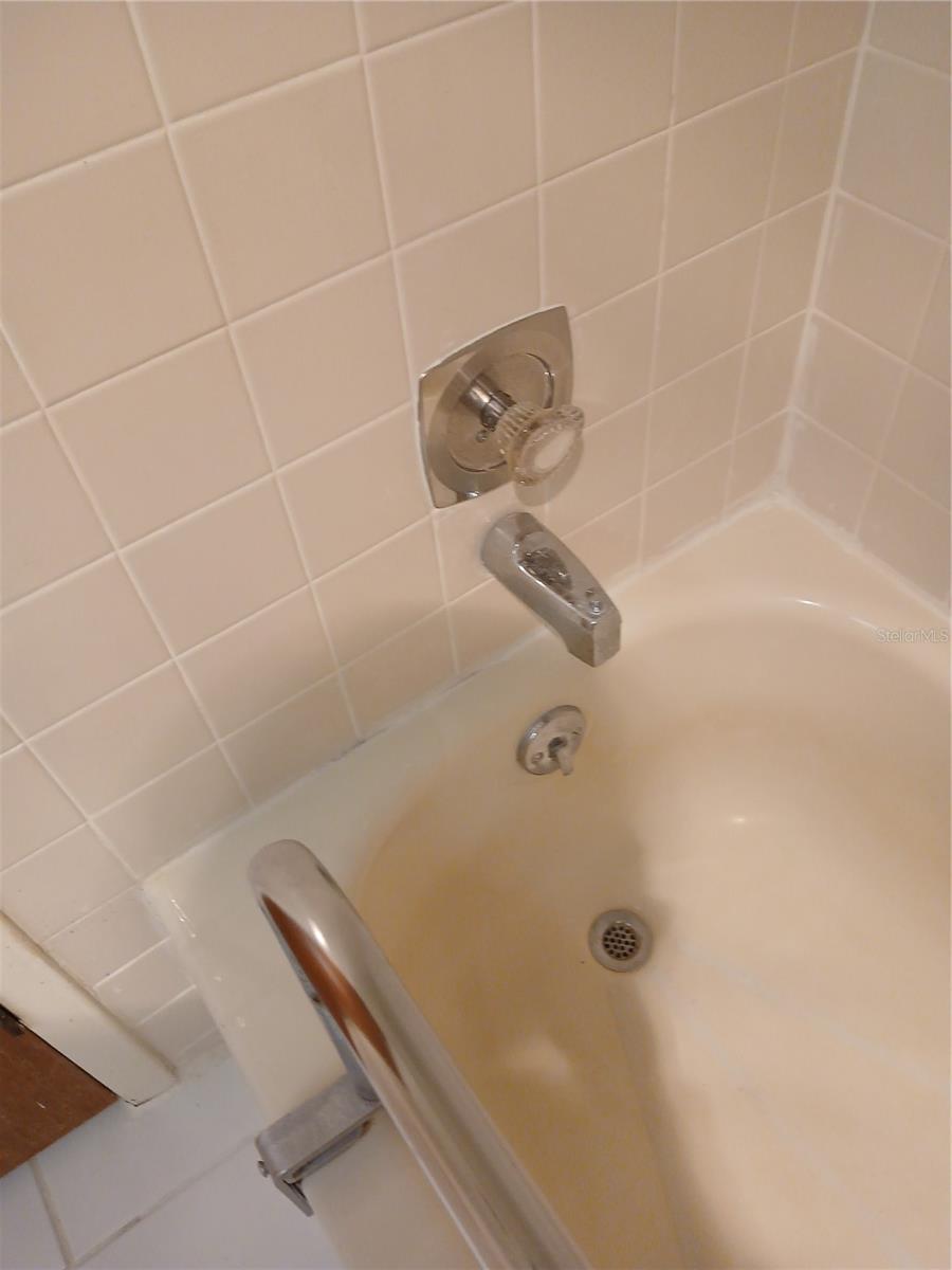 6050 CHESHAM DR #3 — photo 15