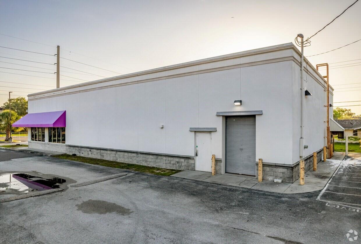 1905 CORTEZ RD W — photo 2