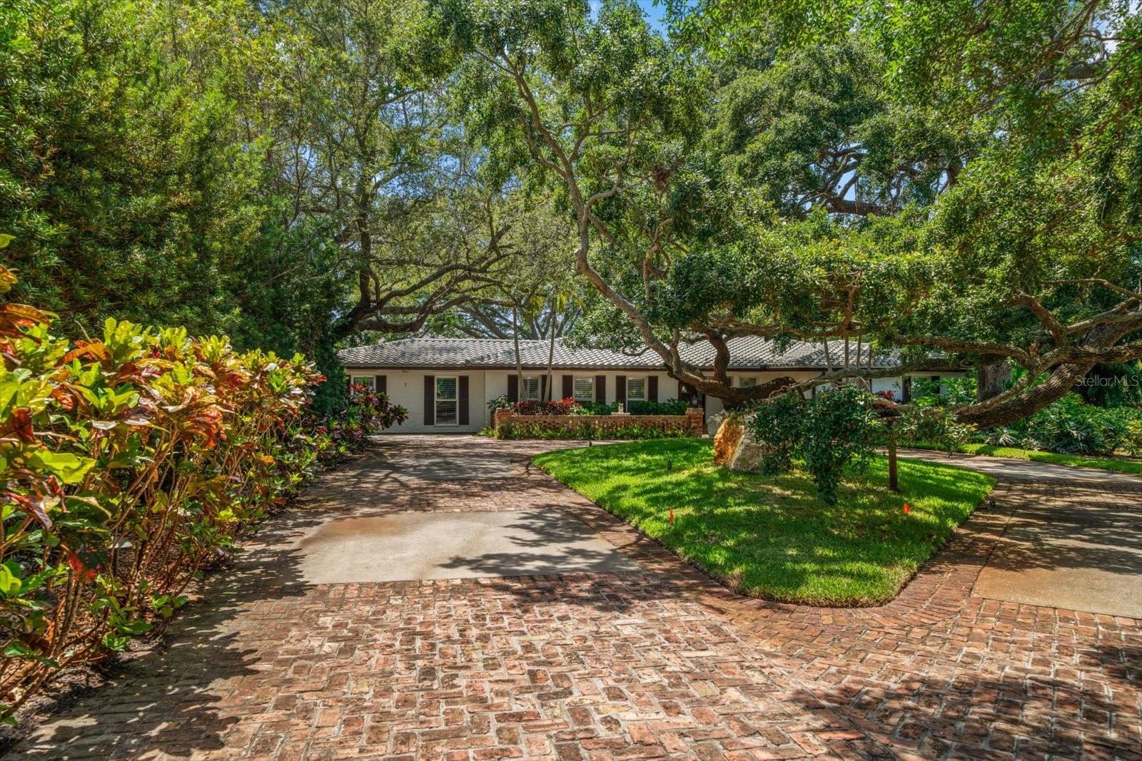 7 ROSERY LN — photo 2