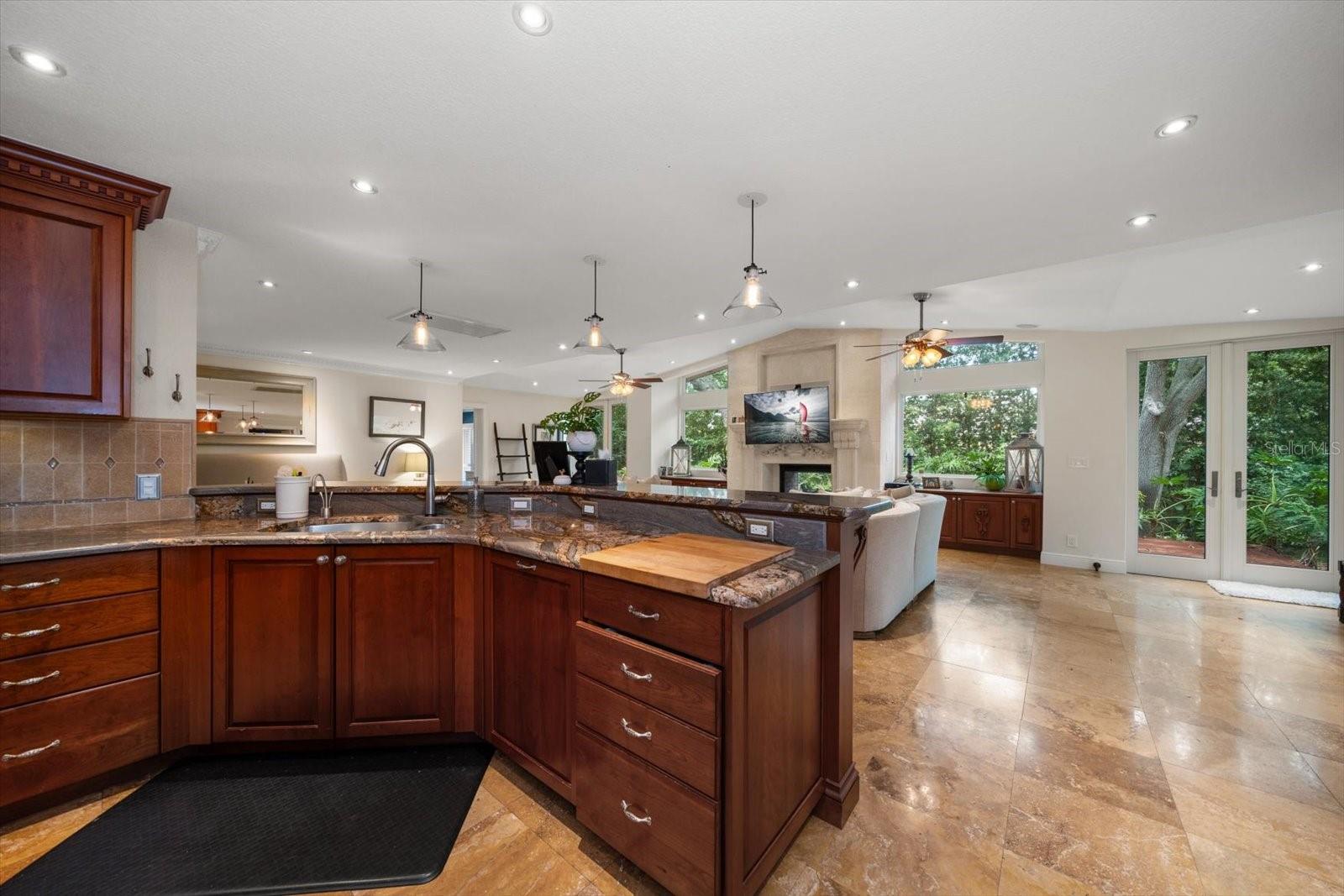 7 ROSERY LN — photo 19