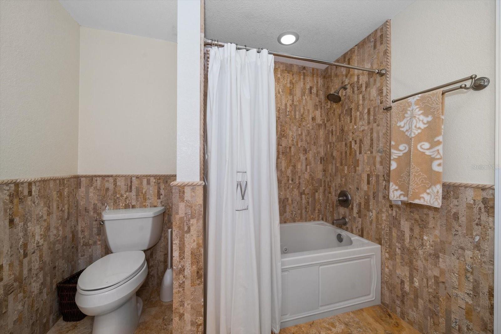 7 ROSERY LN — photo 39