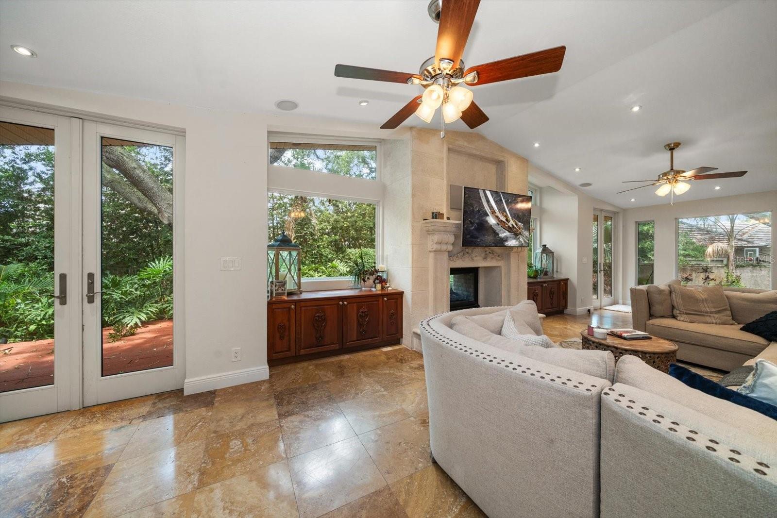 7 ROSERY LN — photo 24