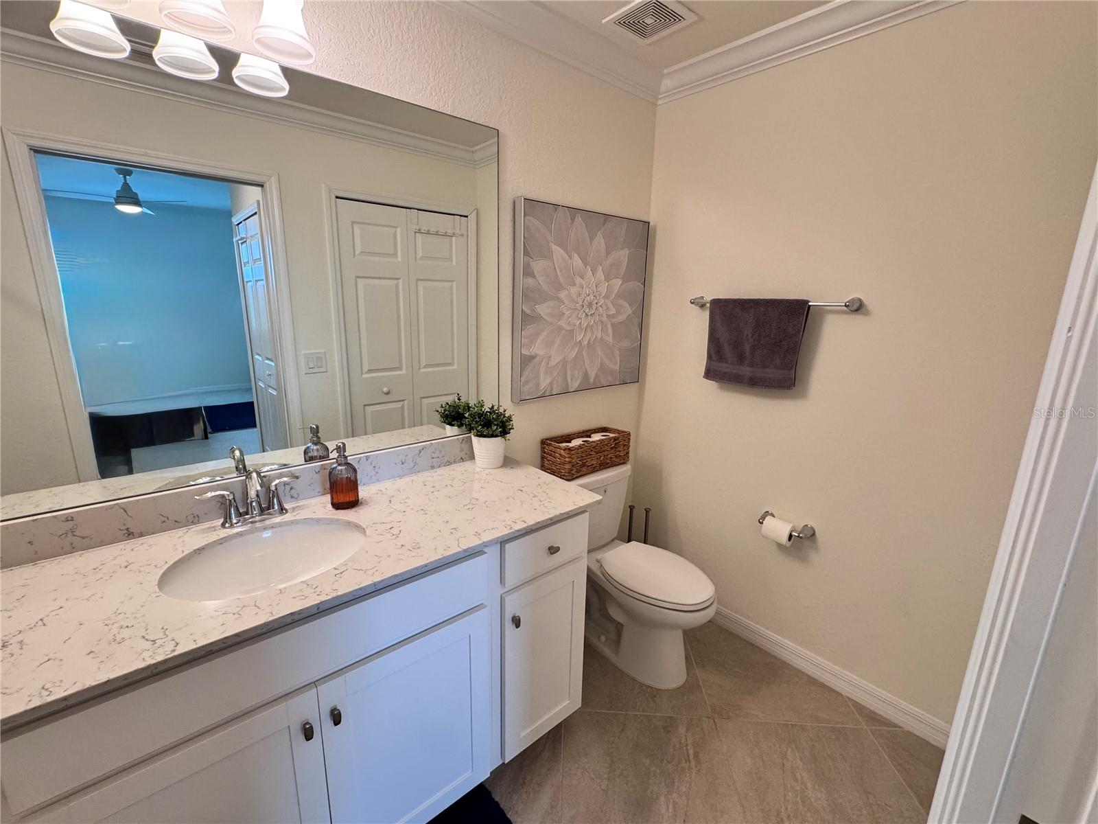 17724 GAWTHROP DR #304 — photo 37