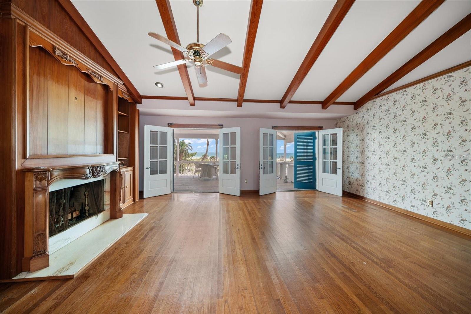 1114 MANDALAY PT — photo 14
