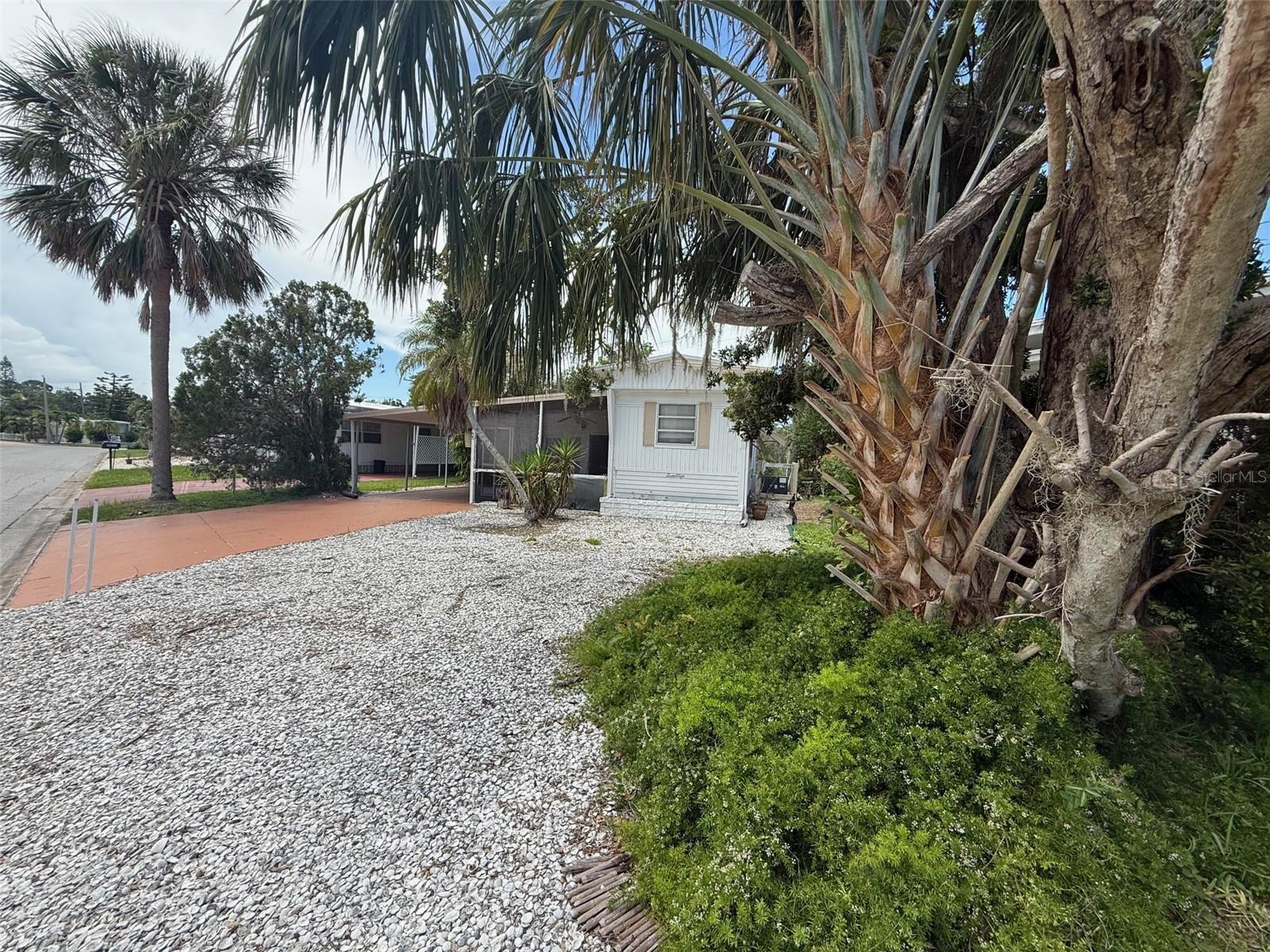 4845 BOCA RATON AVE — photo 3