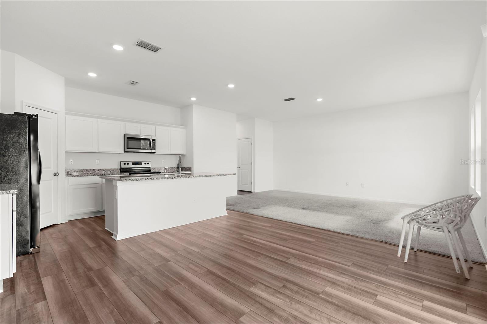 1038 KELLY FERN LOOP — photo 9