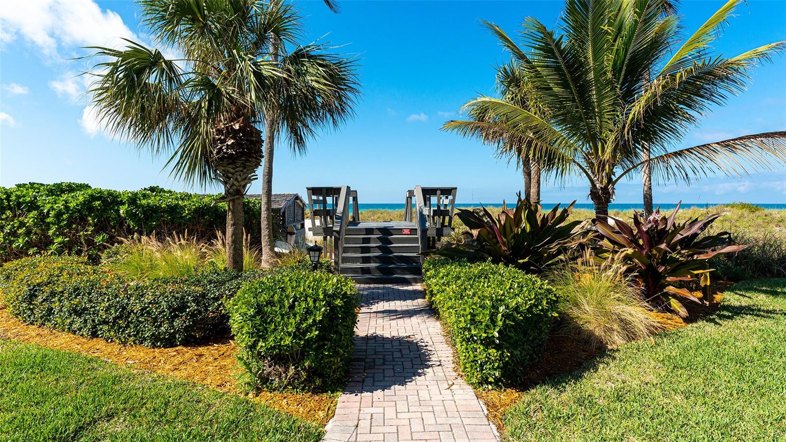 4325 GULF OF MEXICO DR #305 — photo 39