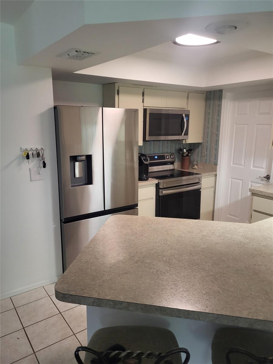 482 PENDLETON PL — photo 32