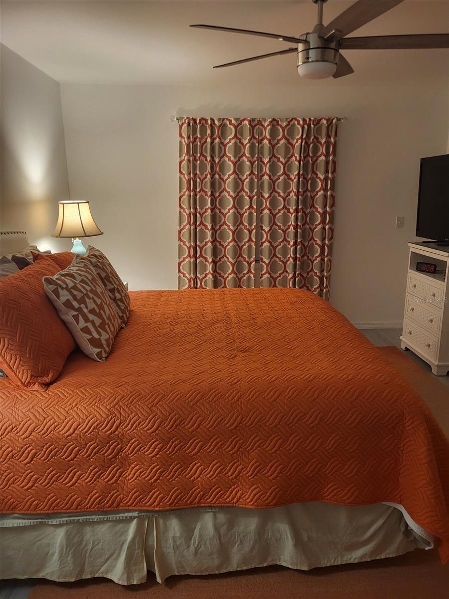 482 PENDLETON PL — photo 17