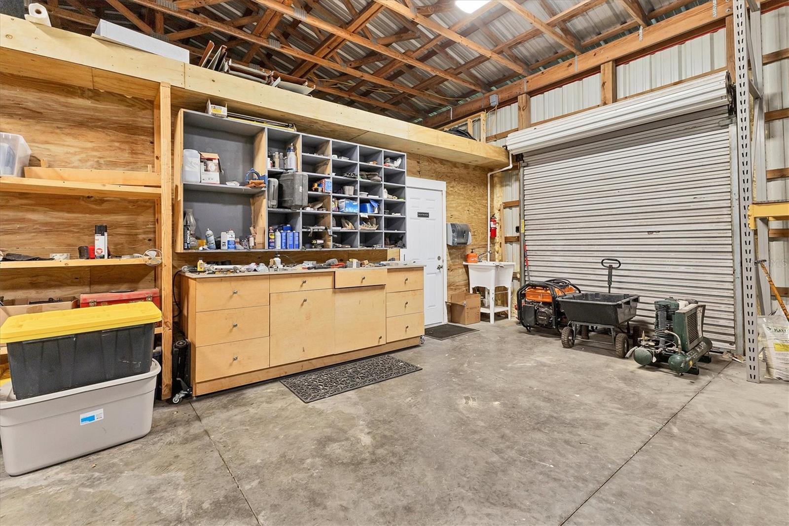 3035 LOGUE RD — photo 32