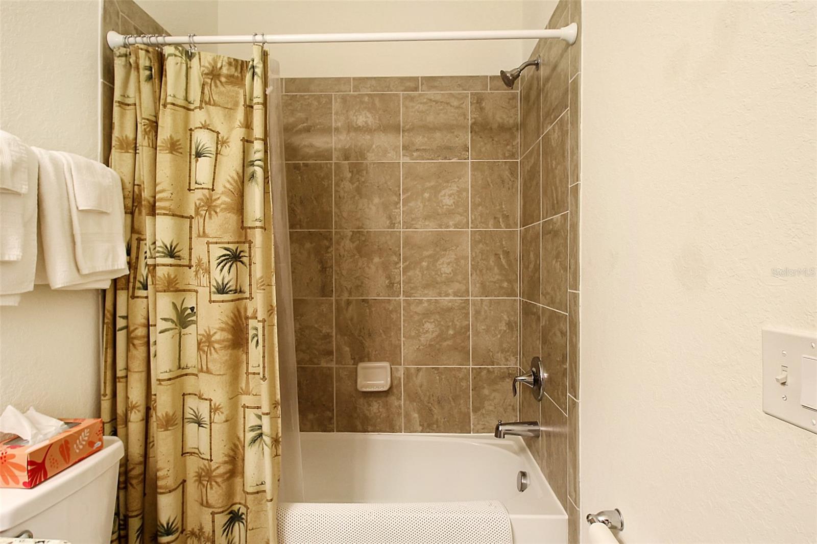 17006 VARDON TER #406 — photo 19