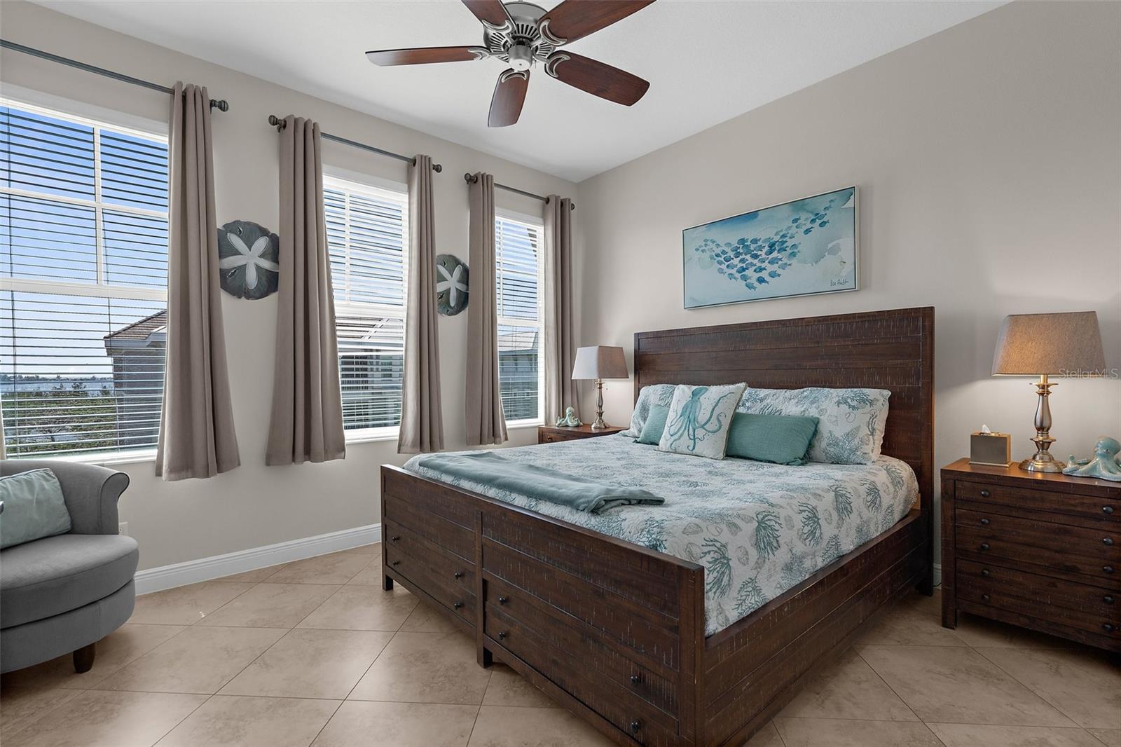 395 ARUBA CIR #401 — photo 26