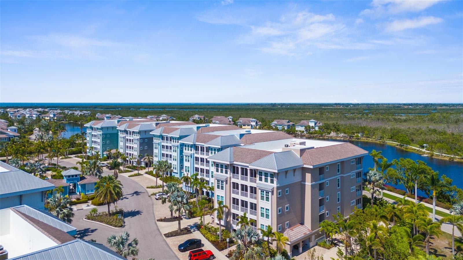 395 ARUBA CIR #401 — photo 34