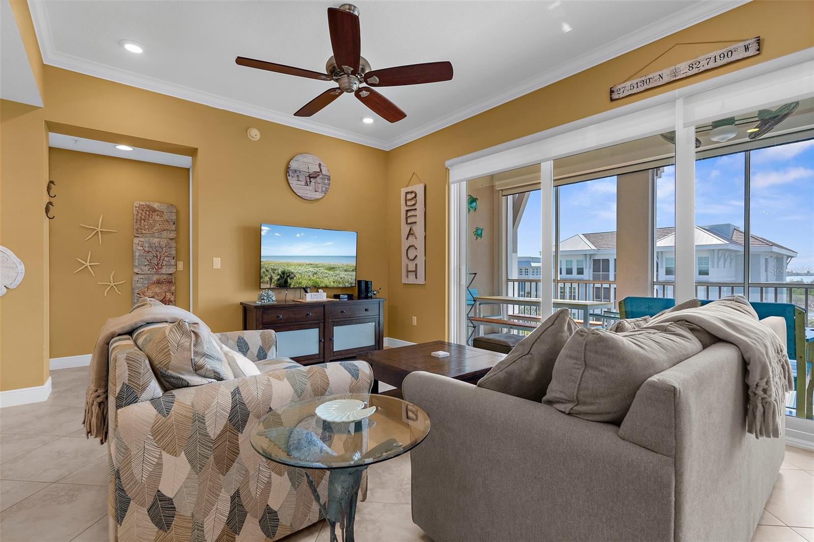 395 ARUBA CIR #401 — photo 7