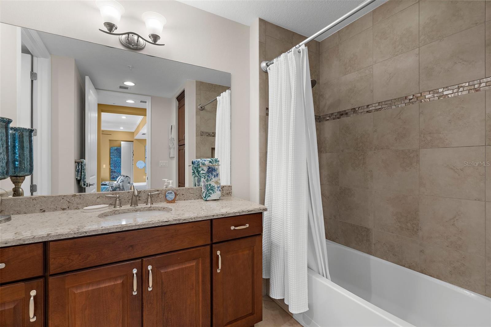395 ARUBA CIR #401 — photo 30