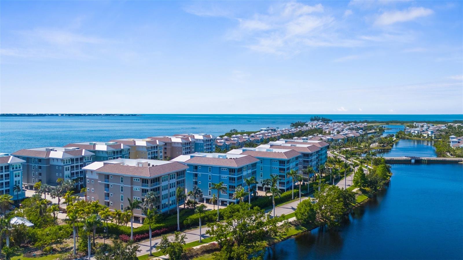 395 ARUBA CIR #401 — photo 4