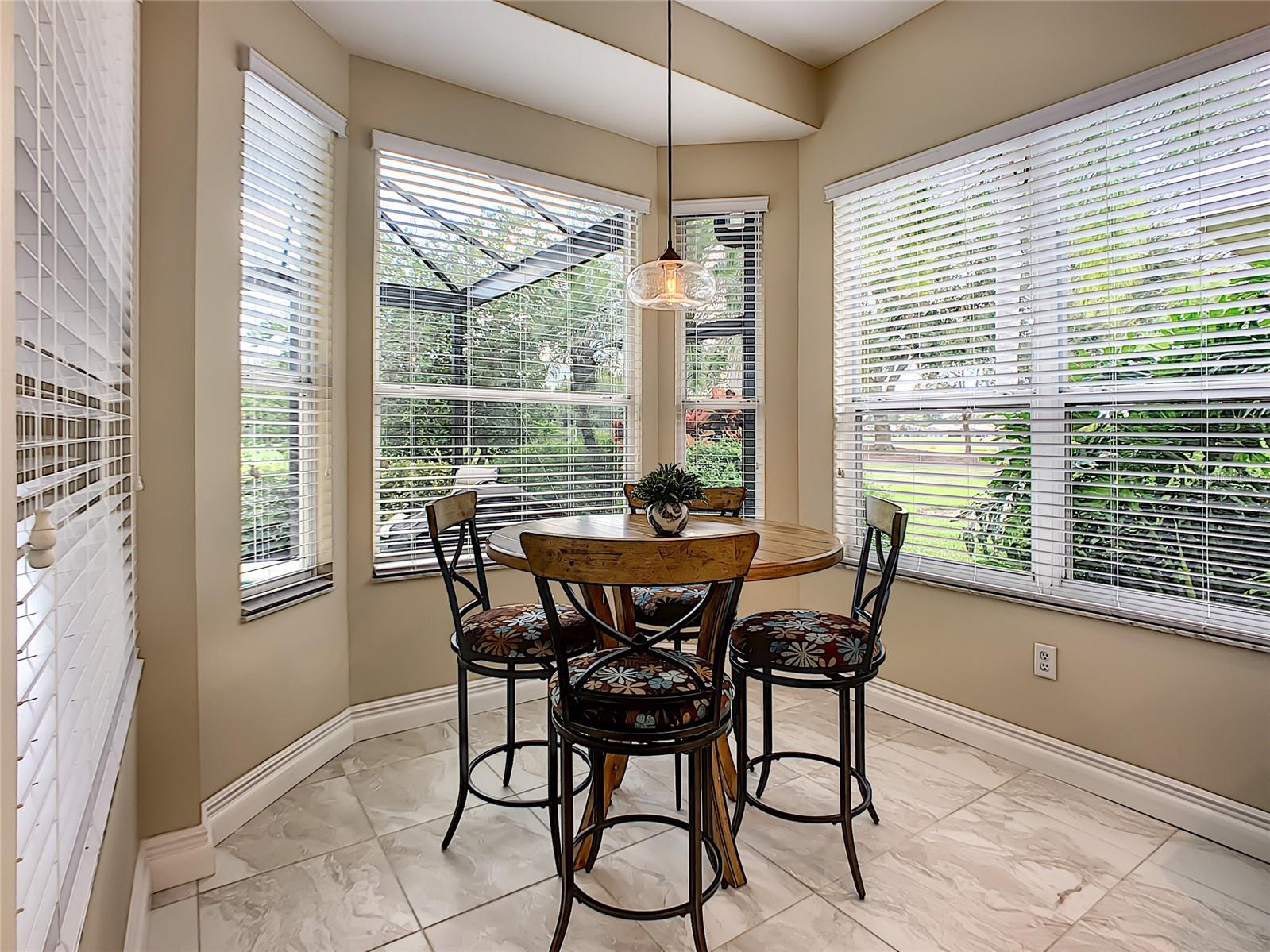 539 FALLBROOK DR — photo 29