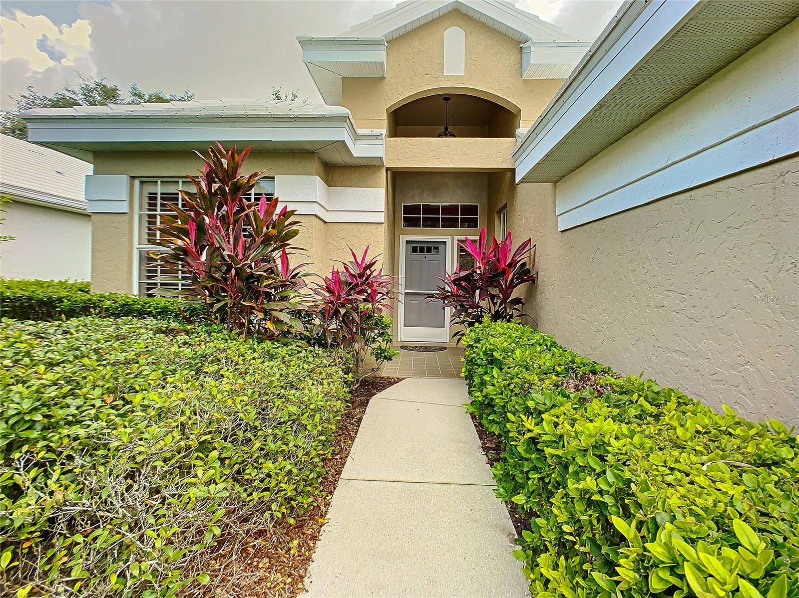539 FALLBROOK DR — photo 3