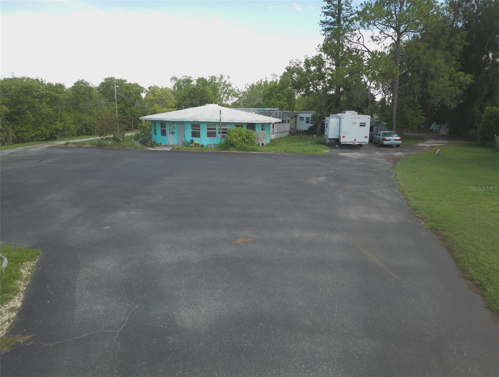 1603, 1605,1608,1611 W SHELL POINT RD — photo 34