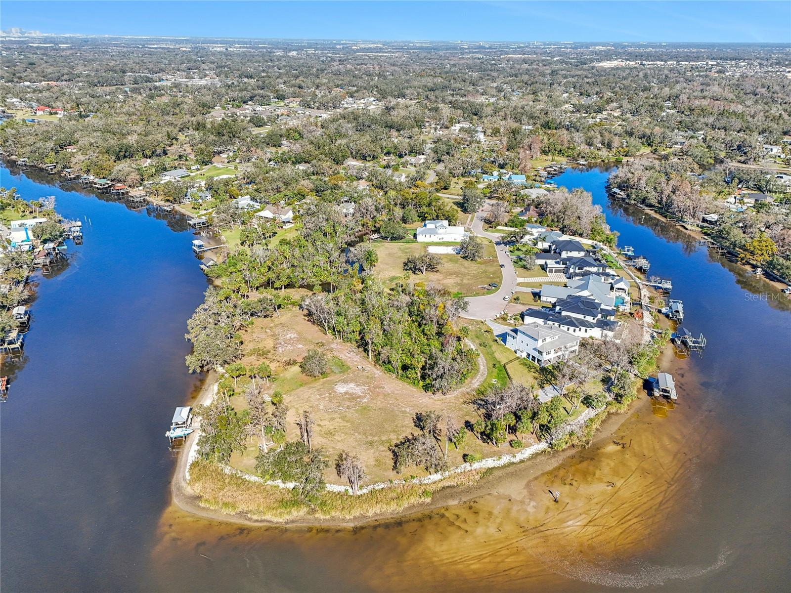 8331 ALAFIA POINTE DR — photo 13