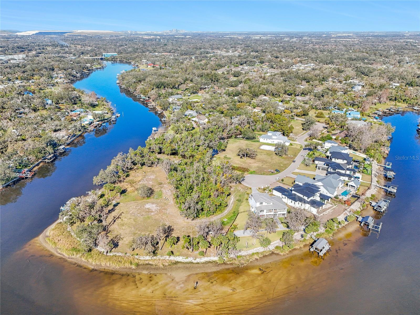 8331 ALAFIA POINTE DR — photo 14