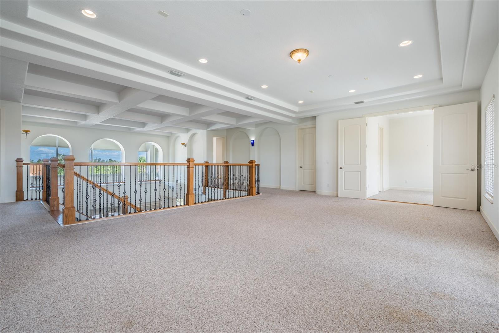 4710 TROYDALE RD — photo 38