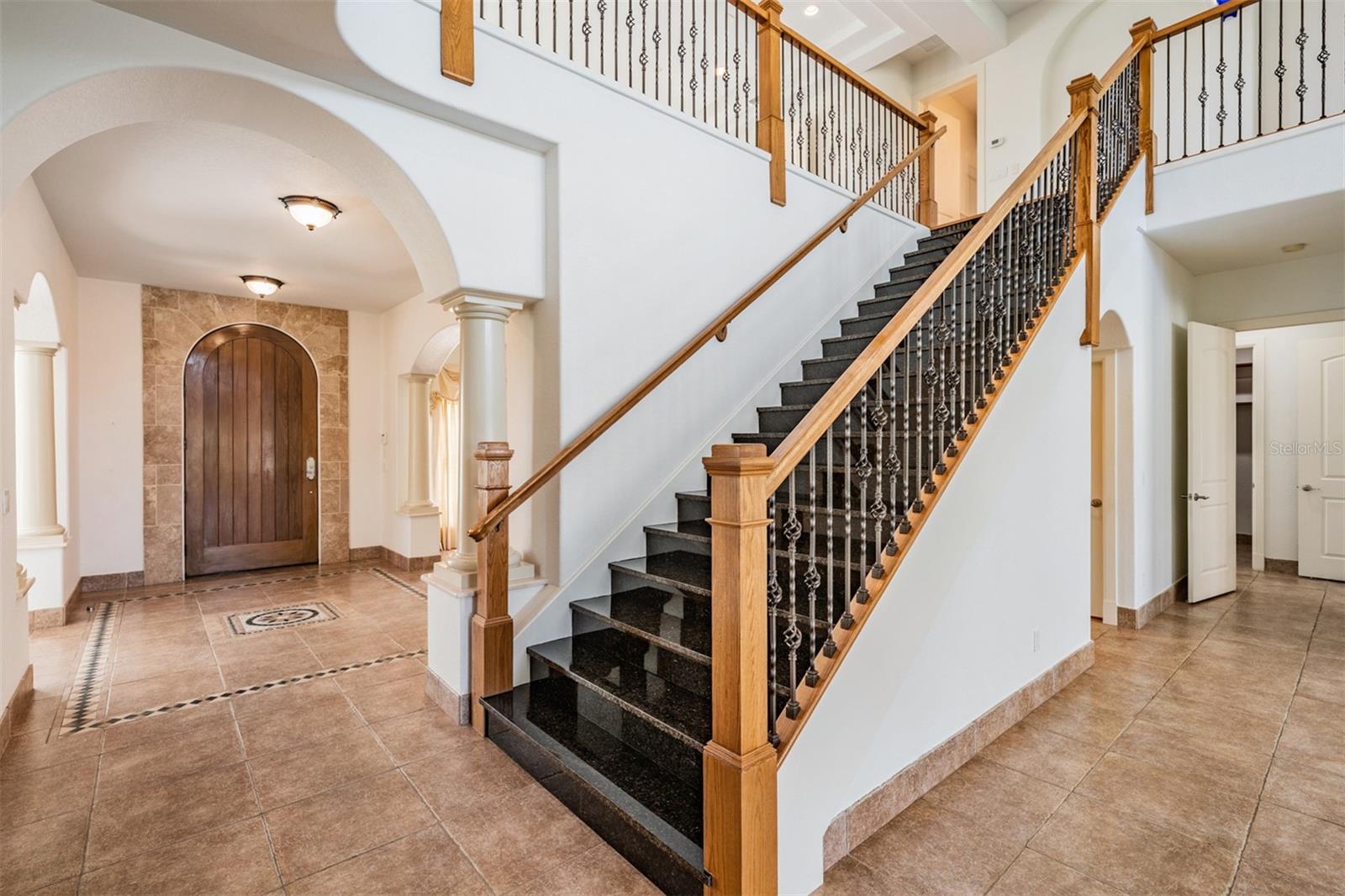 4710 TROYDALE RD — photo 37