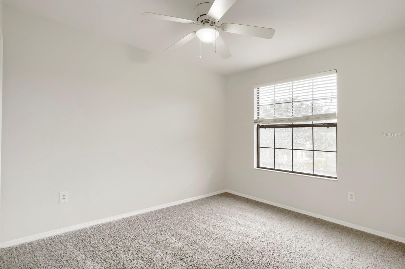 2453 EDGEWATER FALLS DR — photo 17