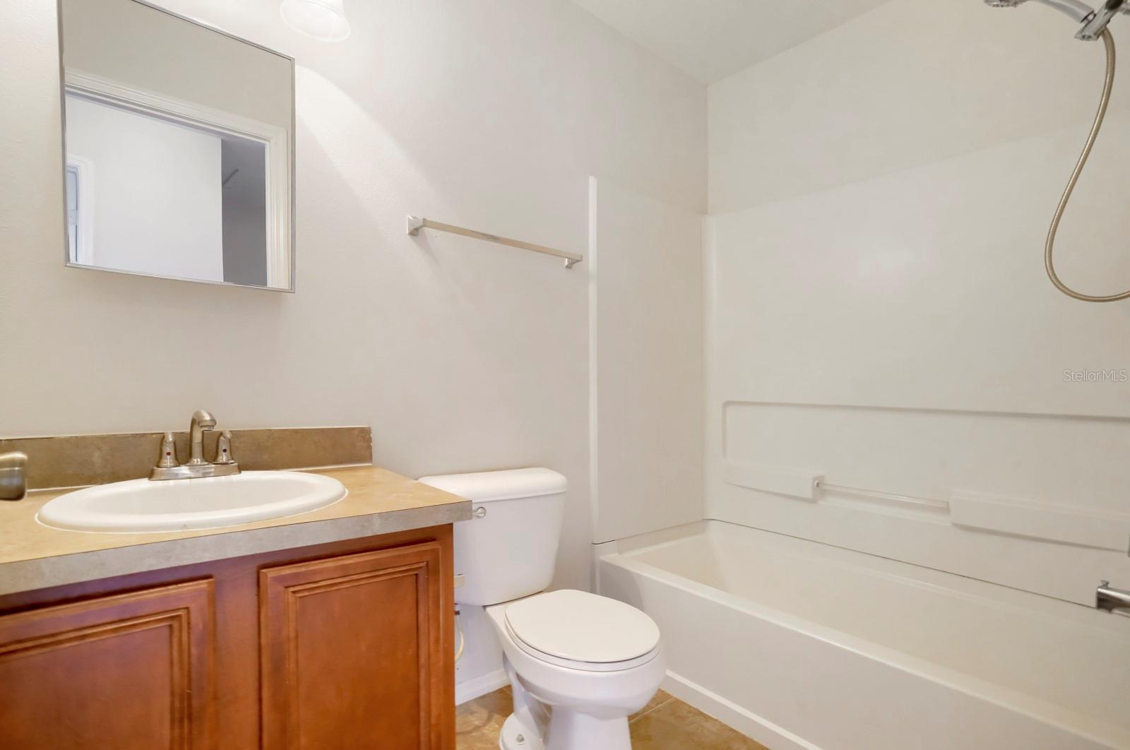 2453 EDGEWATER FALLS DR — photo 22