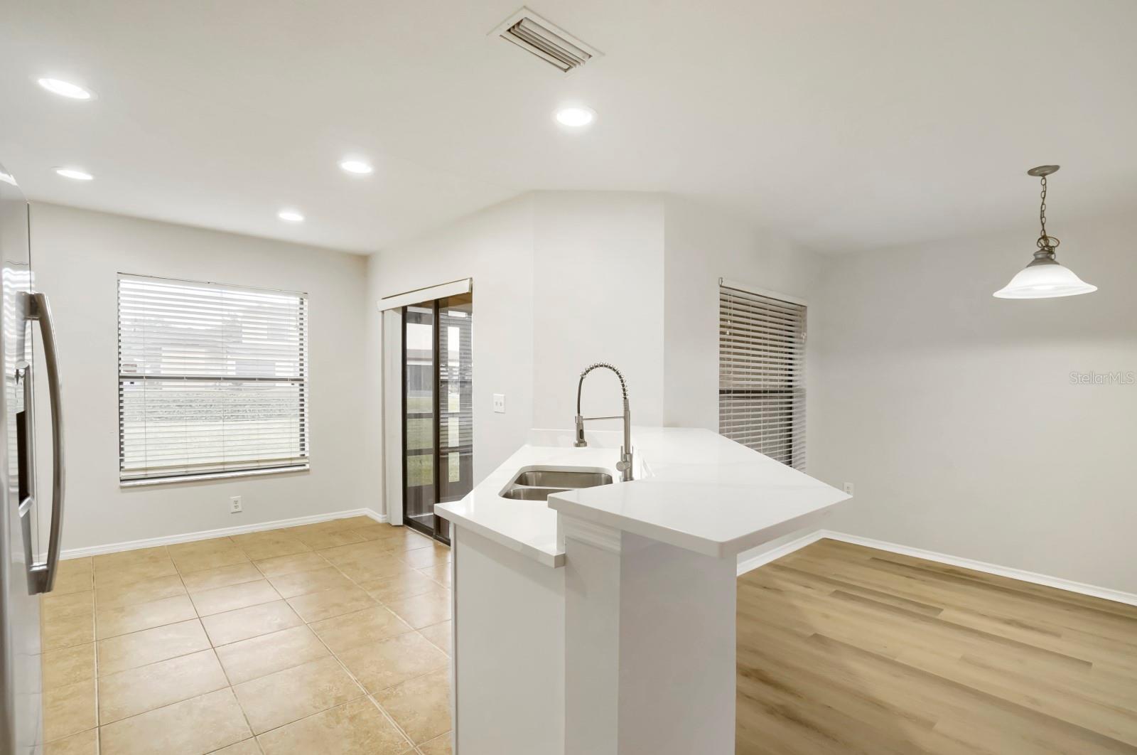 2453 EDGEWATER FALLS DR — photo 13