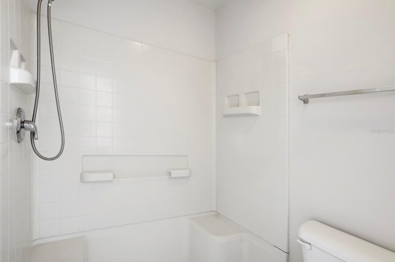 2453 EDGEWATER FALLS DR — photo 21