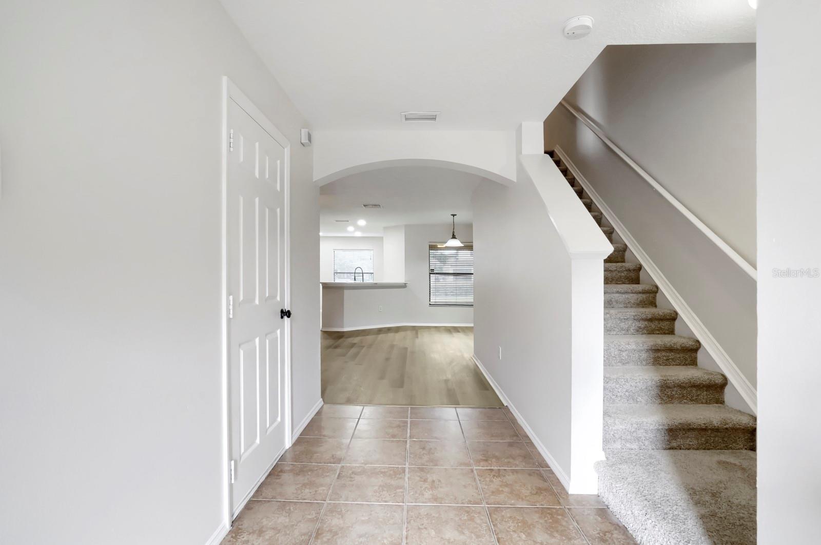 2453 EDGEWATER FALLS DR — photo 5