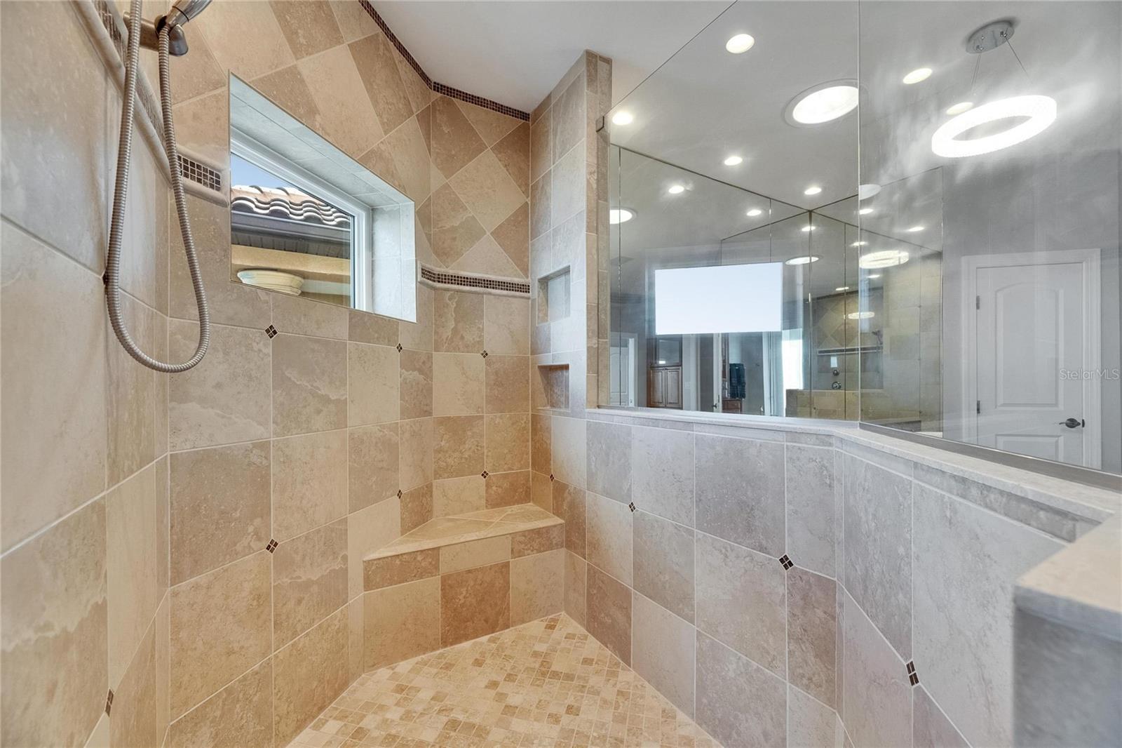 6418 BRIGHT BAY CT — photo 36