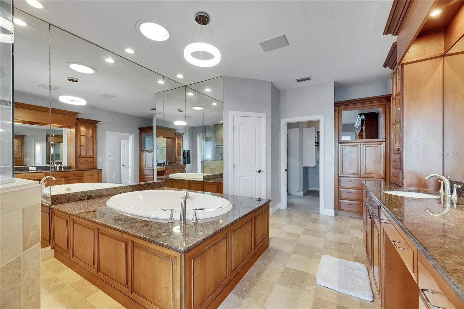 6418 BRIGHT BAY CT — photo 26