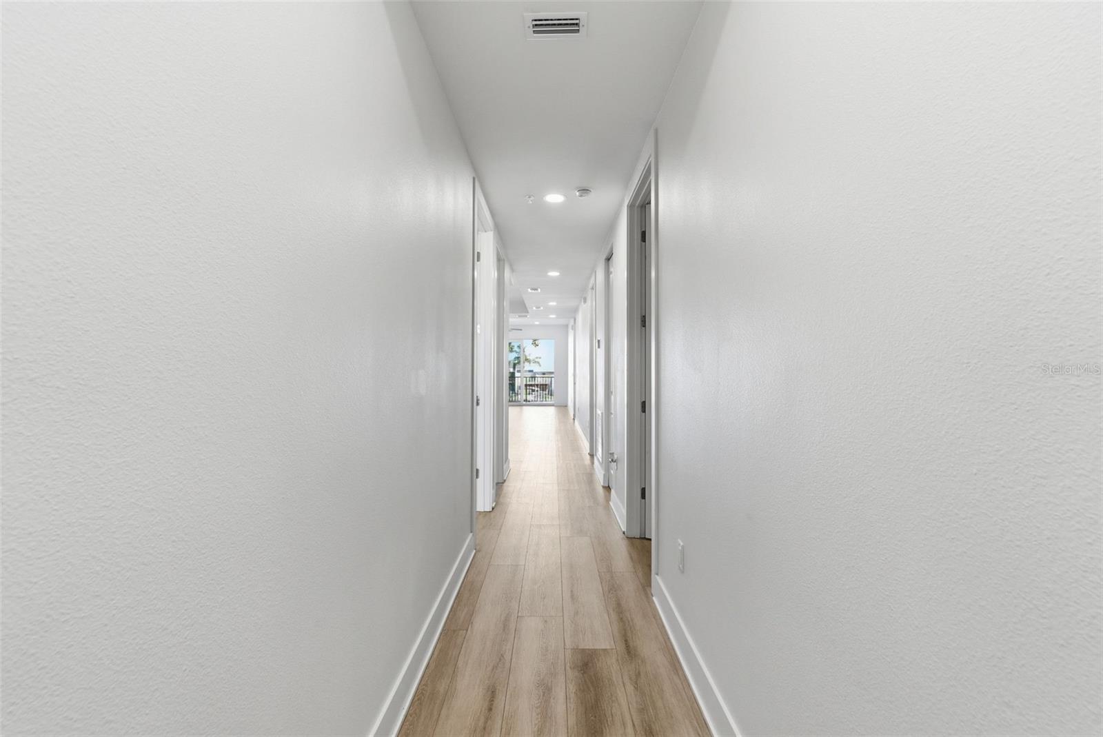 400 150TH AVE #205 — photo 8