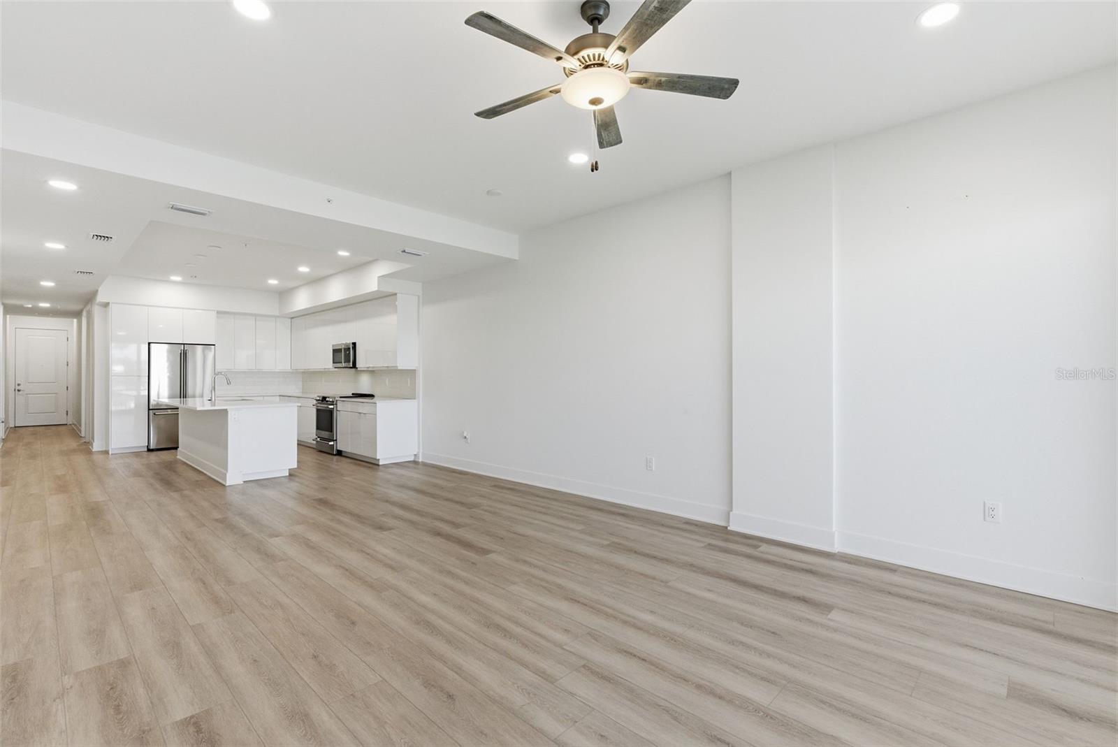 400 150TH AVE #205 — photo 17