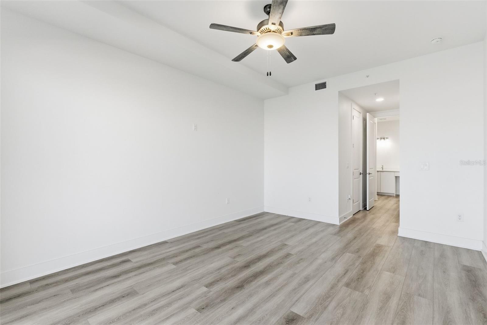 400 150TH AVE #205 — photo 29