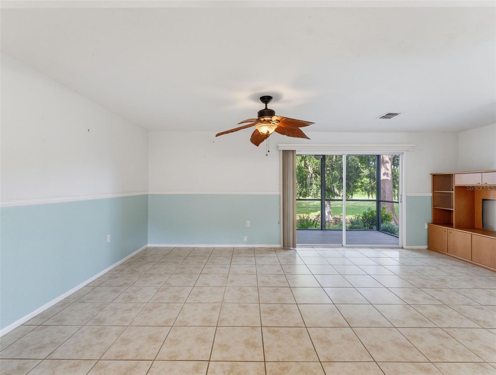 7135 TRENTON PL — photo 6