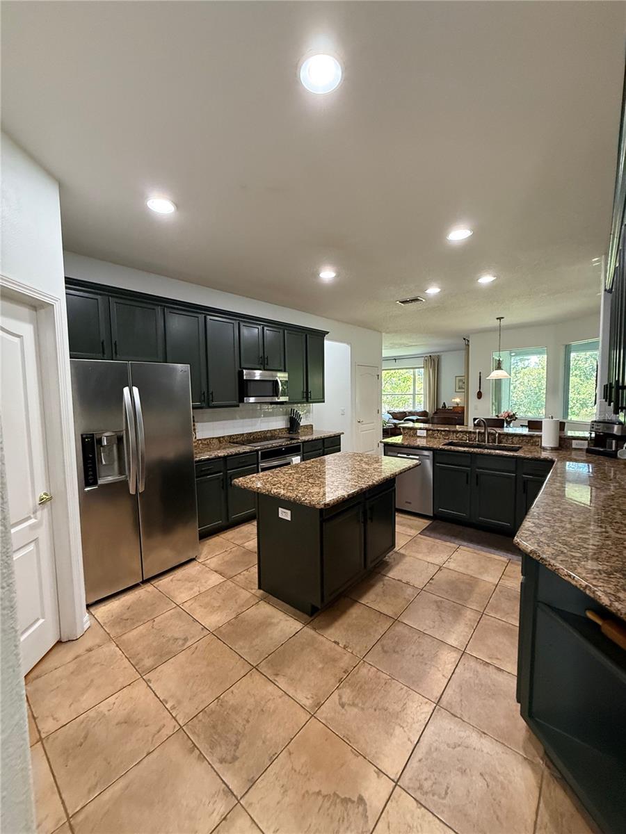26620 SHOREGRASS DR — photo 3