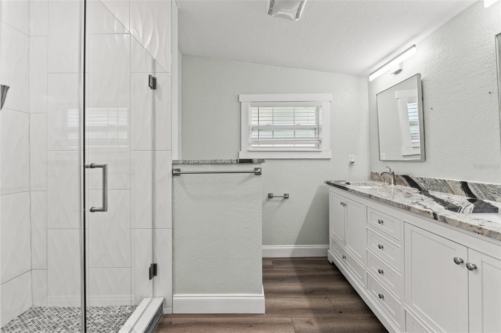 5724 CASSON AVE — photo 26
