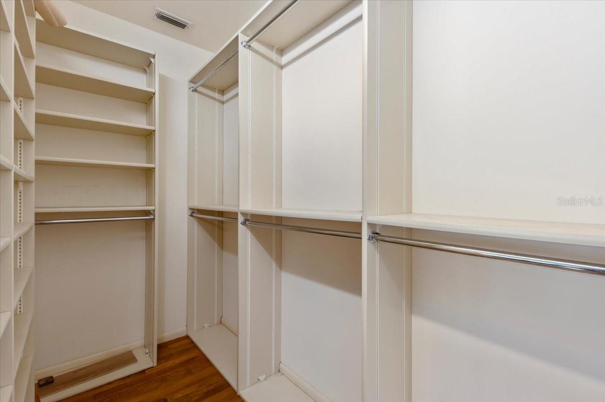 1541 FLOWER DR — photo 42